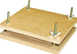 Blomsterpresse - 14,5 x 14,5 cm.