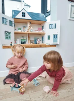 Dukkehus - Dovetail House (ekskl. møbler)