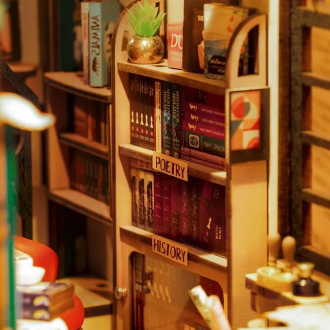 Hyllemagi - Bookstore