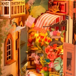 Hyllemagi - Floral Corner