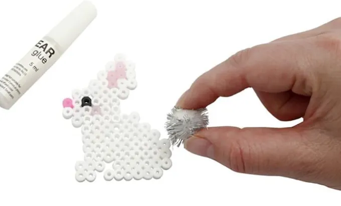 Lag påskeoppheng med perler