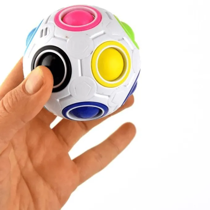 Magic ball - Finn og flytt fargen, Ø 7 cm