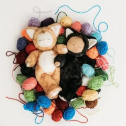 Nusseling 30 cm - Svart katt