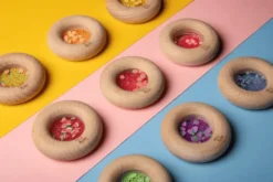 Sansedonut Ø7 cm - Jordbær