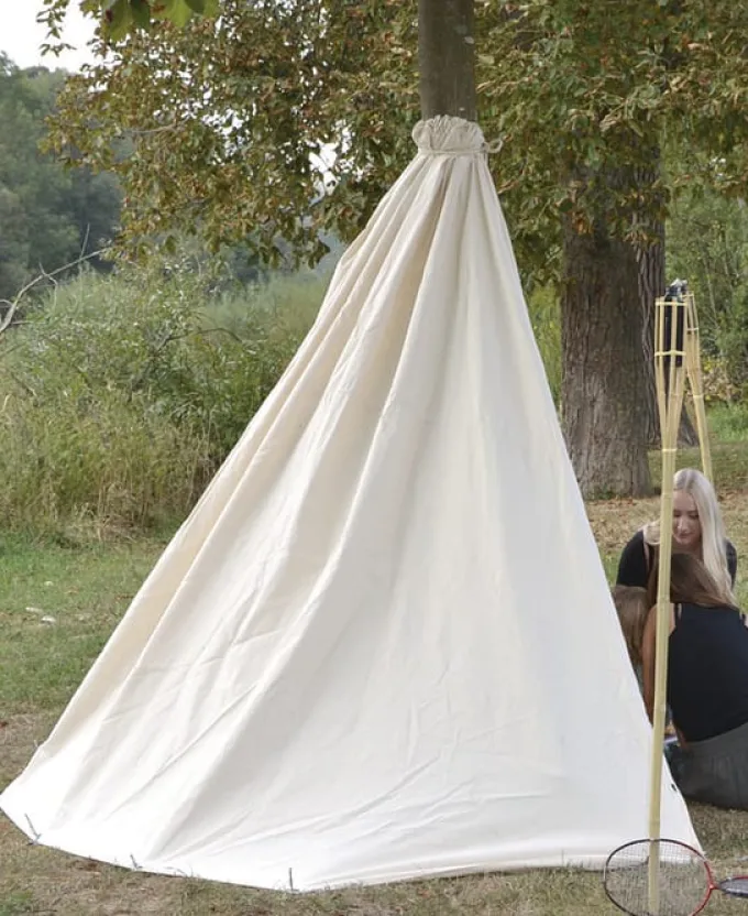 Tipi til montering på tre